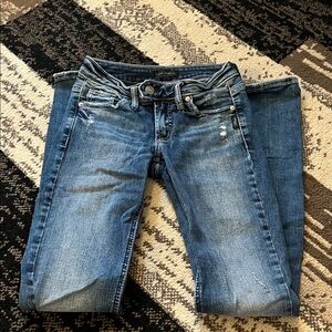 Silver Jeans Women's Boot Cut in Classic Blue